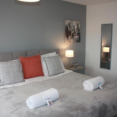 Berwicks House - Nec & Airport - Stylish 3-Bed House With Garden Villa Birmingham Bagian luar foto