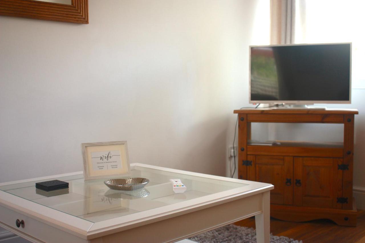 Berwicks House - Nec & Airport - Stylish 3-Bed House With Garden Villa Birmingham Bagian luar foto